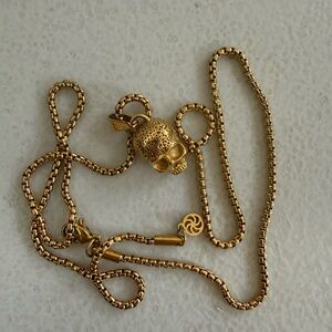 Edgy Gold Skull Pendant Necklace